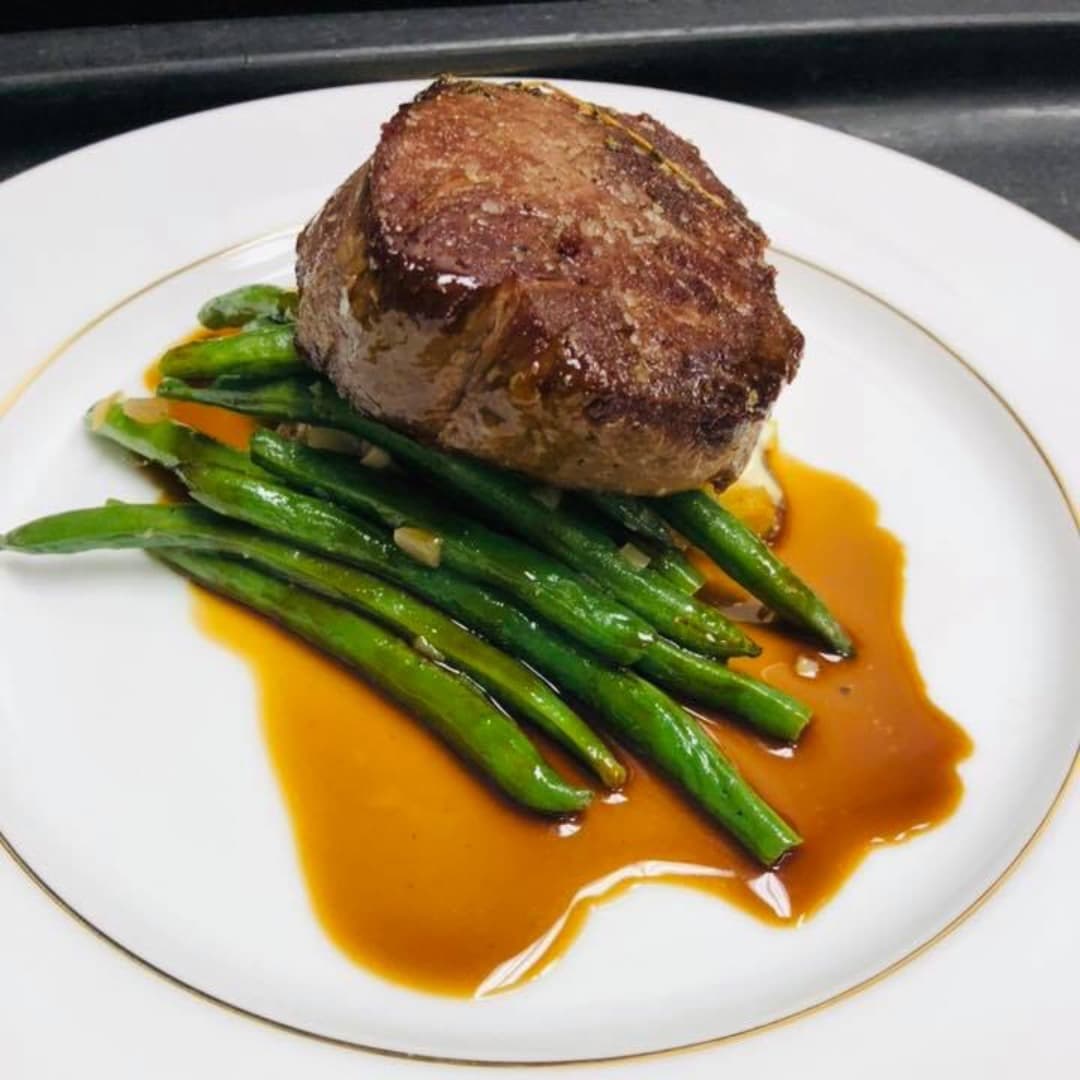 A culinary experience in the comfort of your own home. Let me take care of every detail. Thinking of something more than a shrimp boil, no problem. A white table cloth evening for 10, even better. I will curate the perfect menu. I love personal chef evenings; an intimate way to break bread.